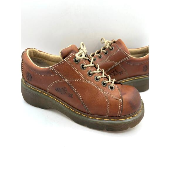 RARE DAISY Dr. Martens Chunky Platform Brown
Leather 12283 Oxford Boot WMS Sz 8 - Picture 1 of 13